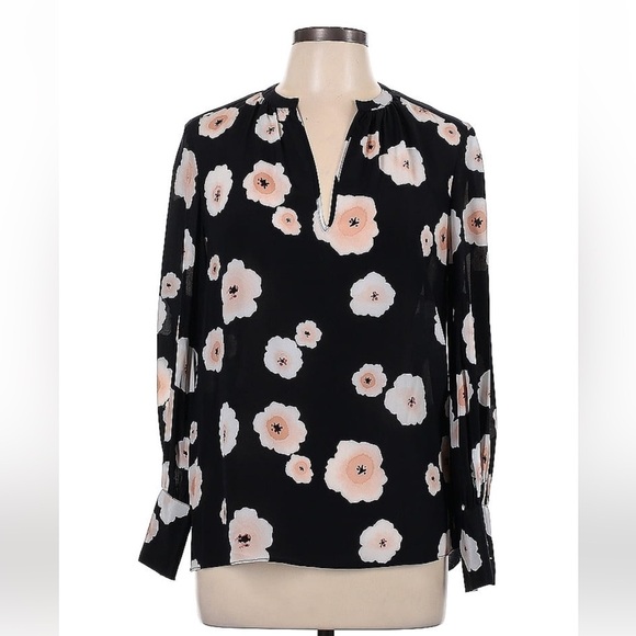 Club Monaco Tops - NWOT Club Monaco Janney Top 100% Silk Floral Black Shirt Workwear Casual